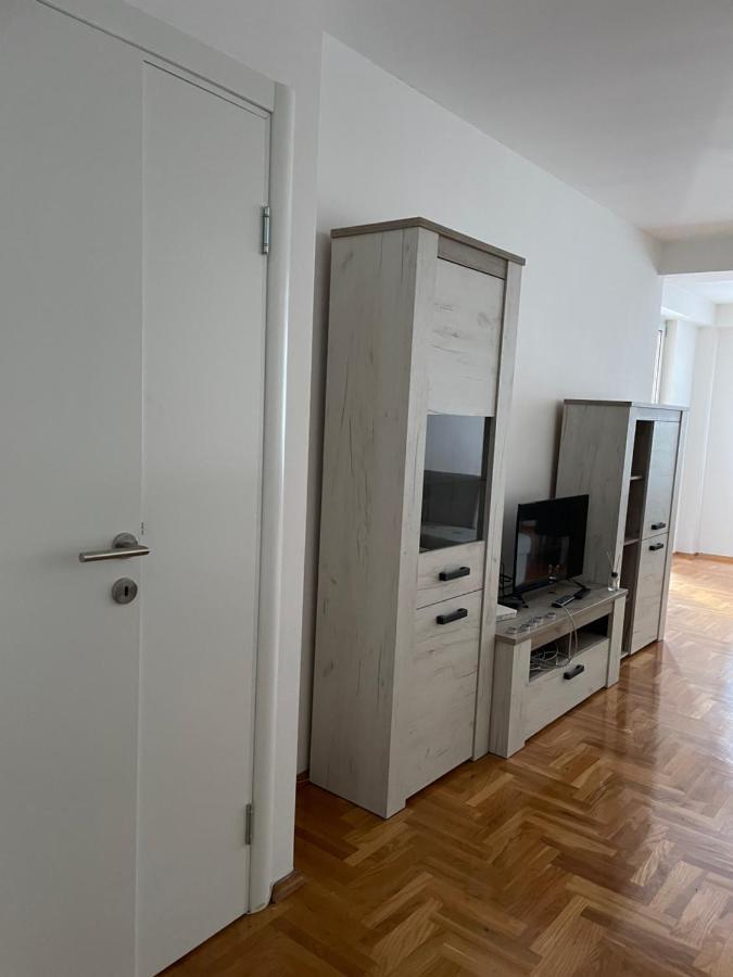 Apartman City Center 4-Setaliste 普里耶多尔 外观 照片